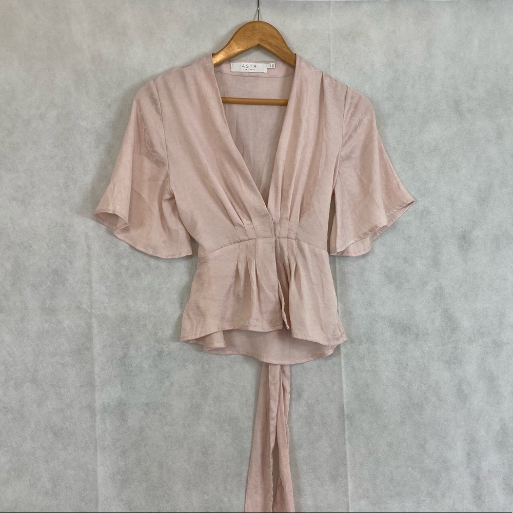Light pink kimono shirt